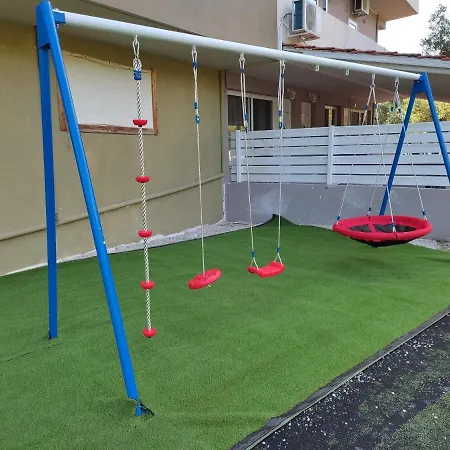 Christos House * نيوس مارماراس