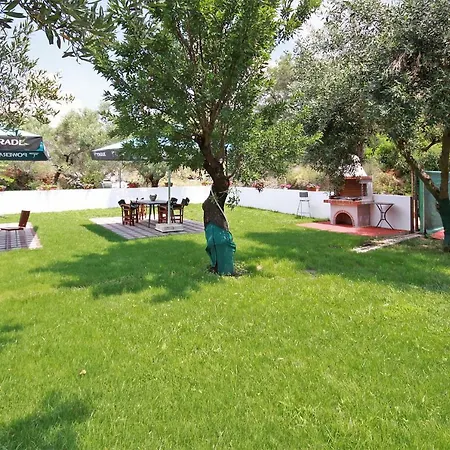 Holiday home Christos House Neos Marmaras