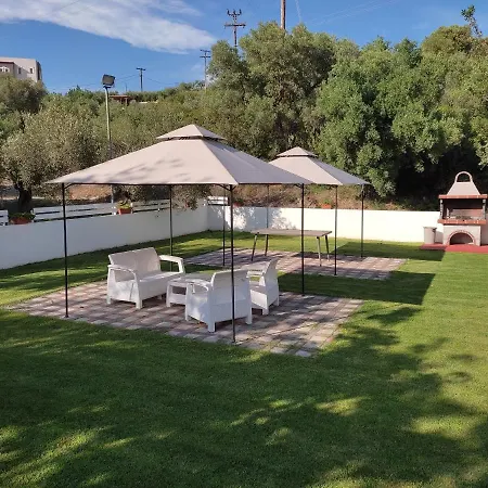 Christos House Casa de Férias