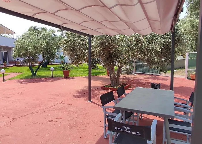 Christos House Holiday home *